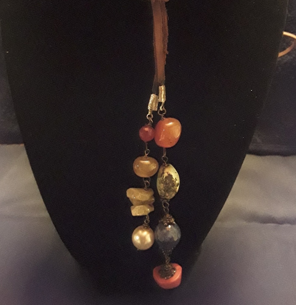 Leather necklace with colored stones